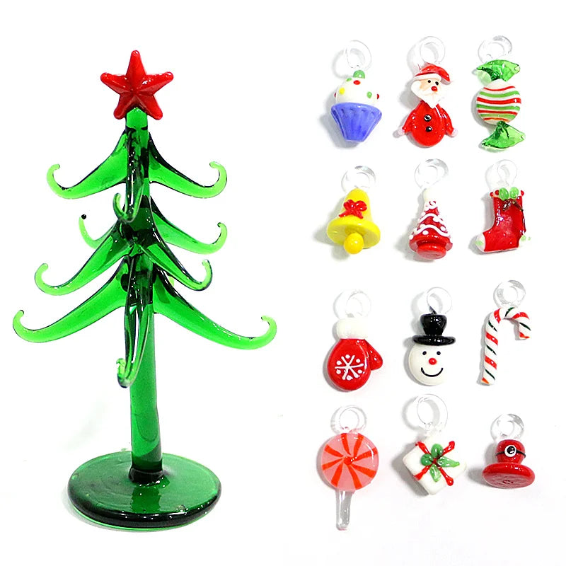 Sapin en verre de Murano avec 12 mini pendentifs (14 cm)