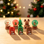 Set de 8 mini décorations de Noël (boules, cadeaux, sapin, renne)