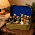Mini crèche de Noël dans sa boîte en métal