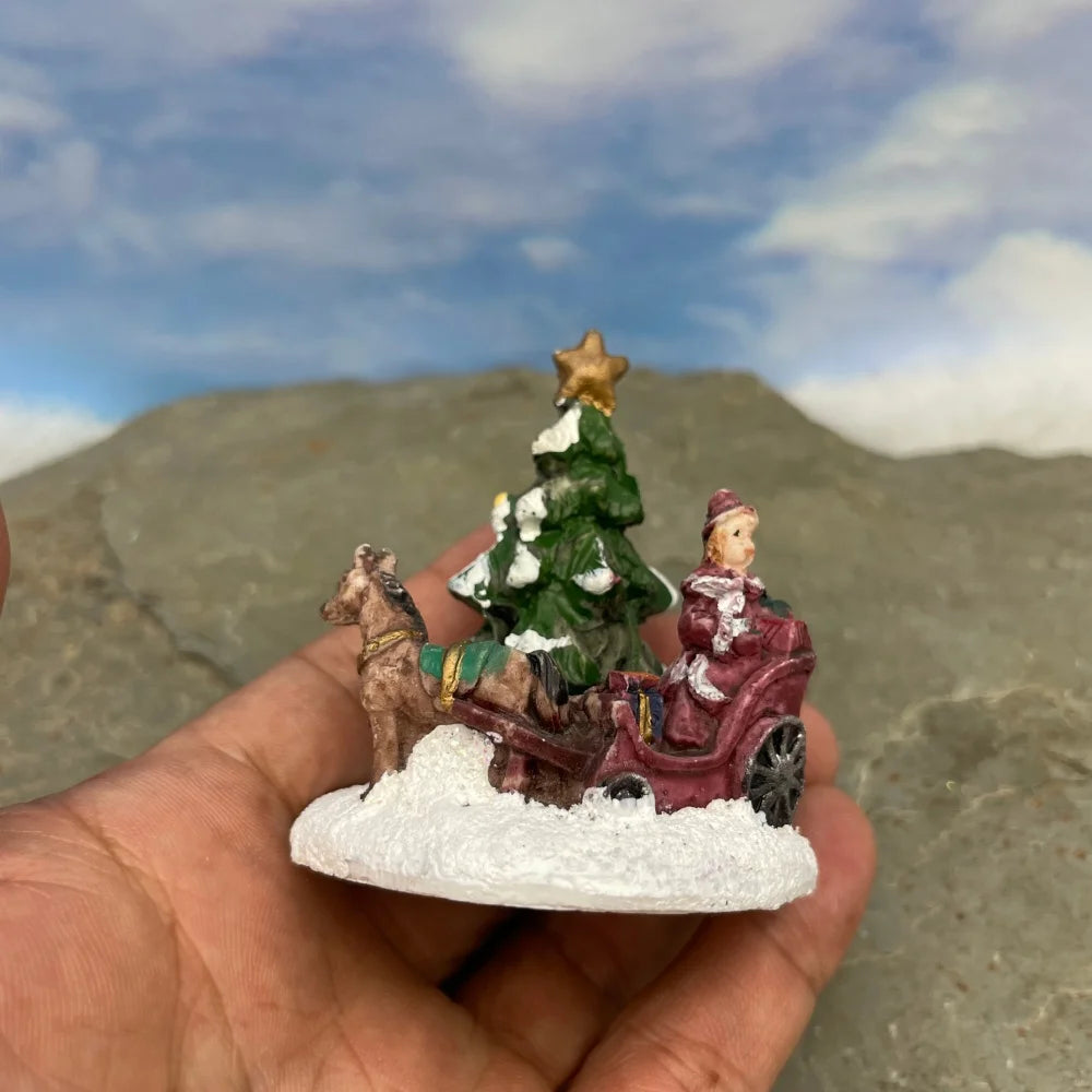 Personnage miniature de village de Noël (à l'unité)