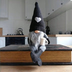 Gnome de Noël tricoté en peluche