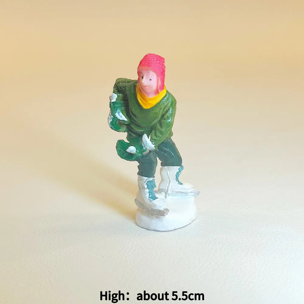 Personnages d'hiver miniatures (patineurs, skieurs…)