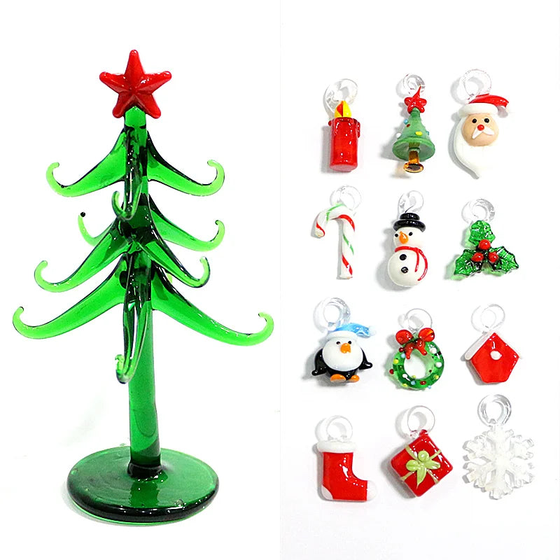 Sapin en verre de Murano avec 12 mini pendentifs (14 cm)