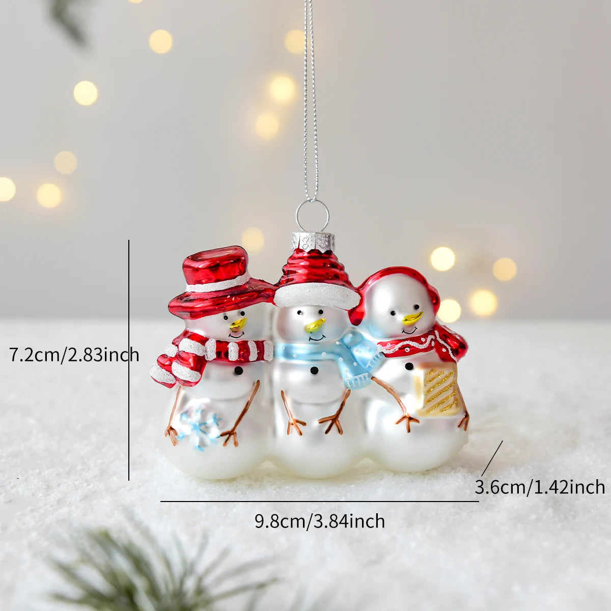 Suspension de Noël en verre peint (Père Noël, bonhomme de neige…)